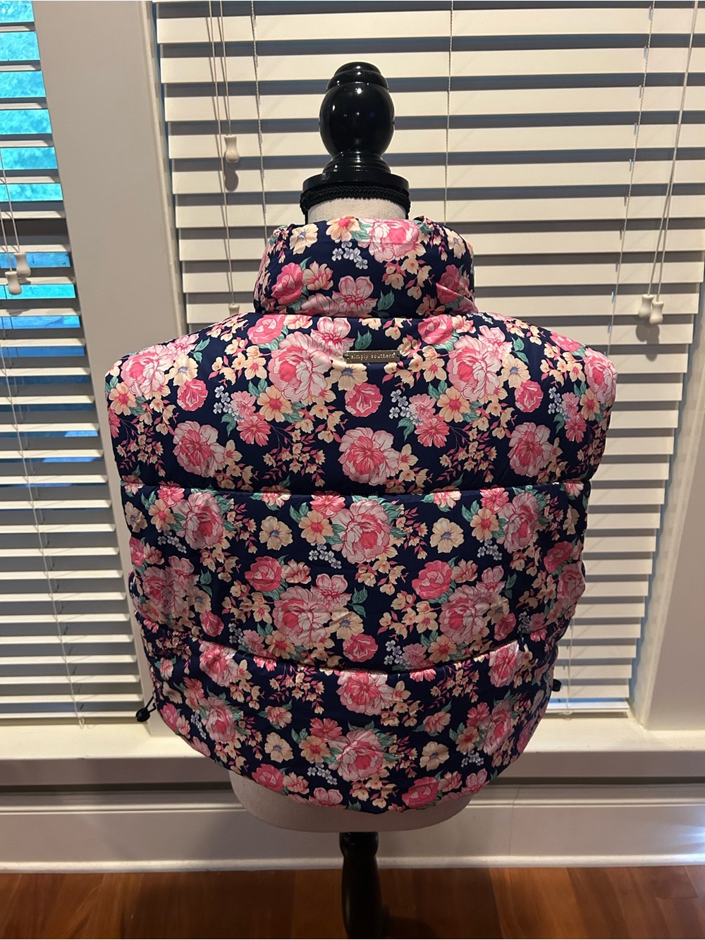 Simply Southern Puffer Vest Womens Size XL Floral Blue Pink Coquette Twee NEW - Picture 5 of 10